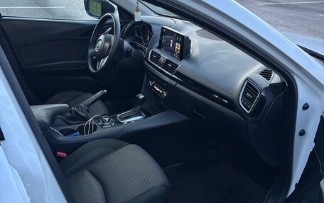Mazda 3, 2015 год, 1 200 000 рублей, 8 фотография