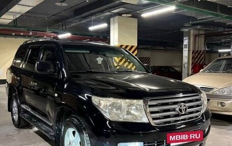 Toyota Land Cruiser 200, 2011 год, 2 750 000 рублей, 2 фотография