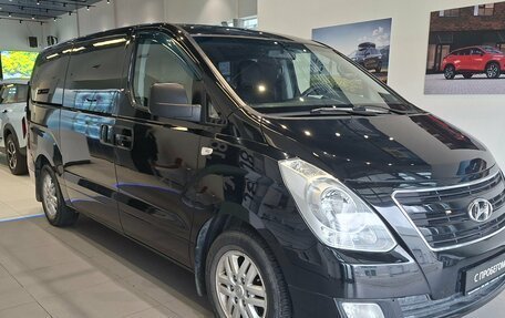 Hyundai H-1 II рестайлинг, 2015 год, 1 400 000 рублей, 1 фотография