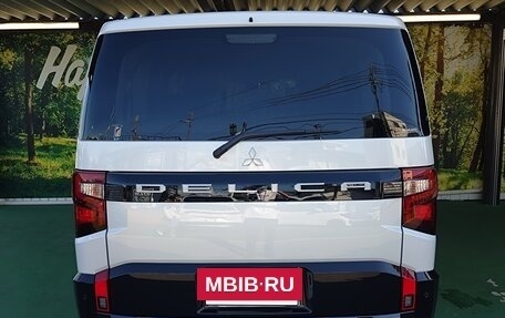Mitsubishi Delica D:5 I, 2023 год, 2 990 000 рублей, 6 фотография