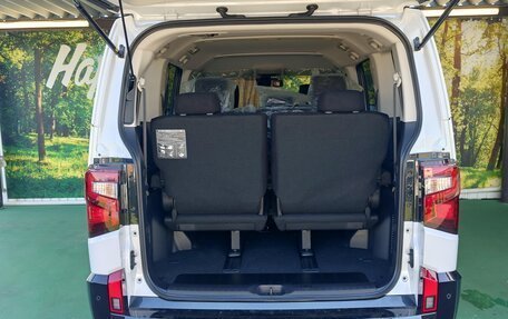 Mitsubishi Delica D:5 I, 2023 год, 2 990 000 рублей, 13 фотография