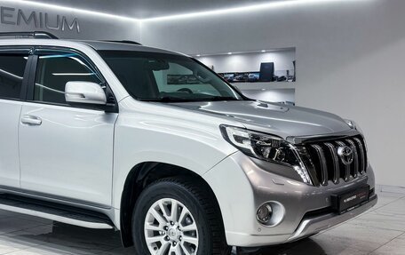 Toyota Land Cruiser Prado 150 рестайлинг 2, 2016 год, 3 199 000 рублей, 3 фотография