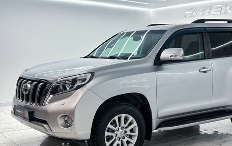 Toyota Land Cruiser Prado 150 рестайлинг 2, 2016 год, 3 199 000 рублей, 6 фотография