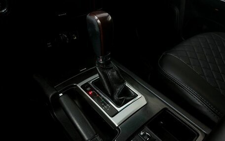 Toyota Land Cruiser Prado 150 рестайлинг 2, 2016 год, 3 199 000 рублей, 19 фотография