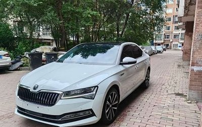 Skoda Superb III рестайлинг, 2023 год, 1 690 000 рублей, 1 фотография