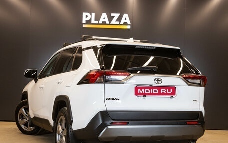 Toyota RAV4, 2019 год, 2 964 000 рублей, 3 фотография