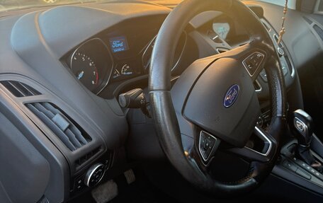 Ford Focus III, 2015 год, 900 000 рублей, 5 фотография