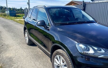 Volkswagen Touareg III, 2014 год, 1 900 000 рублей, 2 фотография
