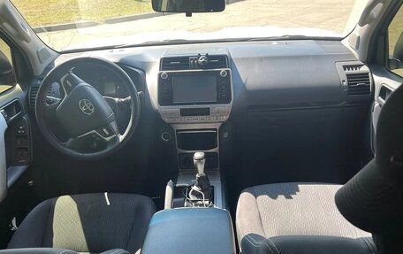 Toyota Land Cruiser Prado 150 рестайлинг 2, 2019 год, 5 420 000 рублей, 5 фотография