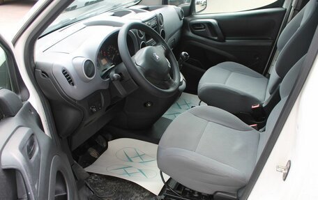Peugeot Partner II рестайлинг 2, 2012 год, 565 000 рублей, 9 фотография