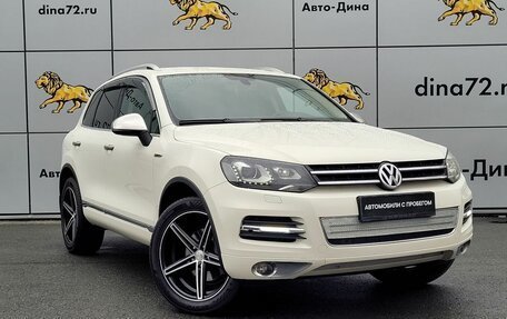Volkswagen Touareg III, 2011 год, 2 300 000 рублей, 3 фотография