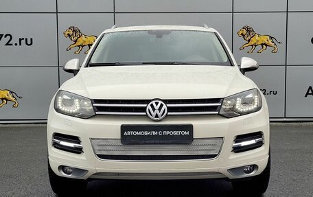 Volkswagen Touareg III, 2011 год, 2 300 000 рублей, 2 фотография
