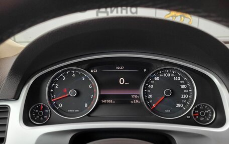 Volkswagen Touareg III, 2011 год, 2 300 000 рублей, 13 фотография