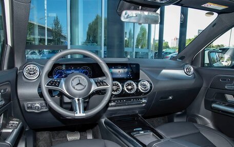 Mercedes-Benz EQA, 2025 год, 4 250 000 рублей, 12 фотография