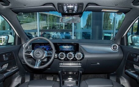 Mercedes-Benz EQA, 2025 год, 4 250 000 рублей, 11 фотография