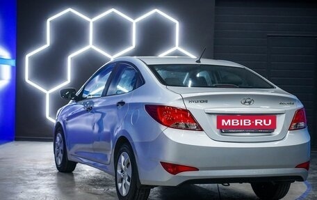 Hyundai Solaris II рестайлинг, 2014 год, 1 050 000 рублей, 28 фотография