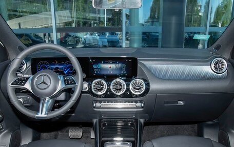 Mercedes-Benz EQA, 2025 год, 4 250 000 рублей, 14 фотография