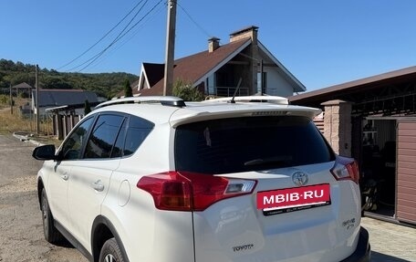 Toyota RAV4, 2014 год, 2 300 000 рублей, 4 фотография