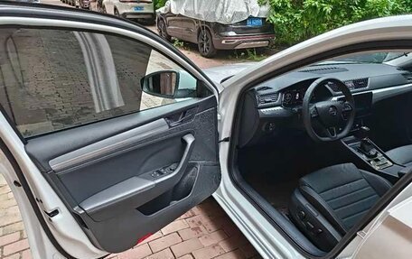 Skoda Superb III рестайлинг, 2023 год, 1 690 000 рублей, 7 фотография