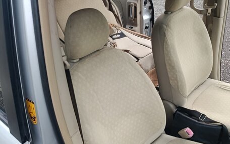Toyota Sienta I, 2009 год, 560 000 рублей, 6 фотография