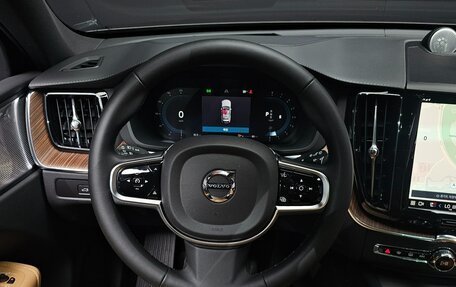 Volvo XC60 II, 2024 год, 5 507 112 рублей, 8 фотография