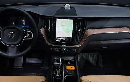 Volvo XC60 II, 2024 год, 5 507 112 рублей, 12 фотография