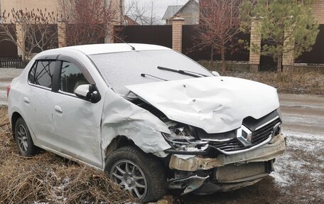 Renault Logan II, 2015 год, 220 000 рублей, 3 фотография