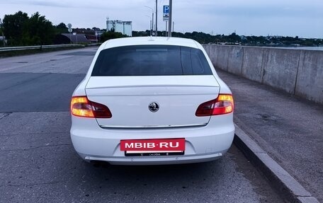 Skoda Superb III рестайлинг, 2012 год, 1 050 000 рублей, 5 фотография