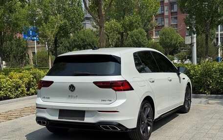 Volkswagen Golf VIII, 2023 год, 1 870 000 рублей, 4 фотография