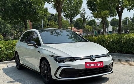 Volkswagen Golf VIII, 2023 год, 1 870 000 рублей, 3 фотография