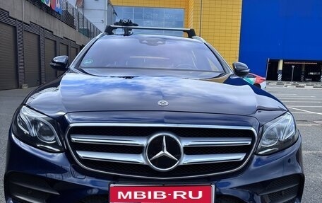 Mercedes-Benz E-Класс, 2019 год, 3 950 000 рублей, 1 фотография