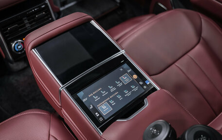 Land Rover Range Rover IV рестайлинг, 2026 год, 26 100 000 рублей, 16 фотография