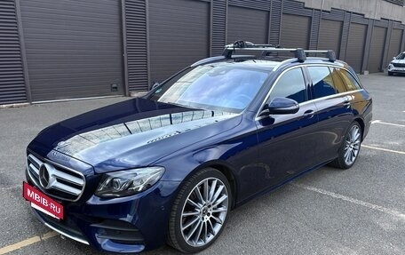 Mercedes-Benz E-Класс, 2019 год, 3 950 000 рублей, 7 фотография
