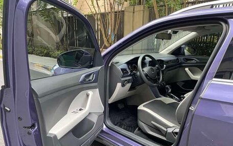 Volkswagen T-Cross I, 2023 год, 1 170 000 рублей, 9 фотография