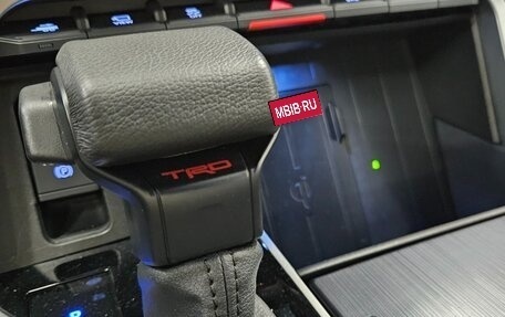 Toyota Tundra, 2024 год, 8 100 000 рублей, 13 фотография