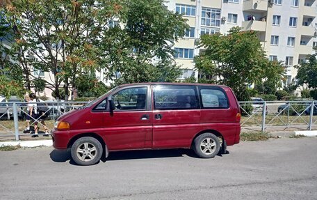Mitsubishi Space Gear I рестайлинг, 1995 год, 400 000 рублей, 2 фотография