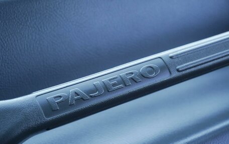 Mitsubishi Pajero III рестайлинг, 1995 год, 540 000 рублей, 16 фотография