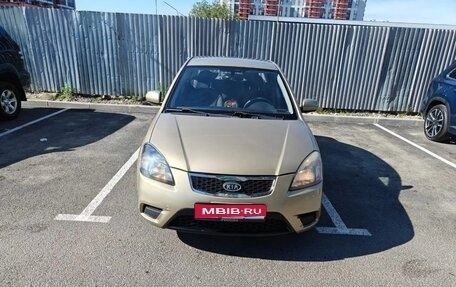 KIA Rio II, 2010 год, 605 000 рублей, 1 фотография