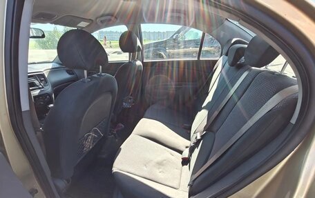 KIA Rio II, 2010 год, 605 000 рублей, 6 фотография