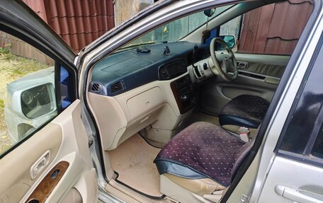 Nissan Liberty, 2001 год, 213 000 рублей, 5 фотография