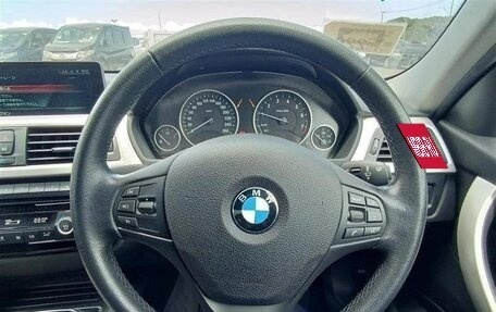 BMW 3 серия, 2016 год, 1 800 000 рублей, 9 фотография