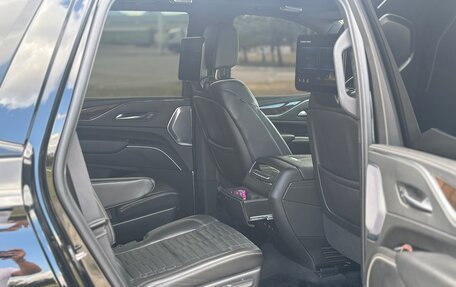 Cadillac Escalade V, 2021 год, 14 000 000 рублей, 8 фотография