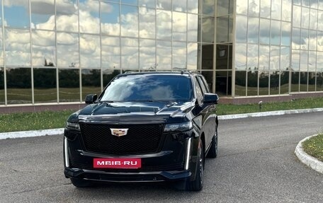 Cadillac Escalade V, 2021 год, 14 000 000 рублей, 26 фотография