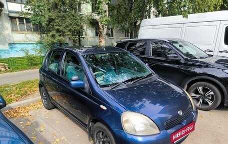 Toyota Vitz, 1999 год, 330 000 рублей, 2 фотография