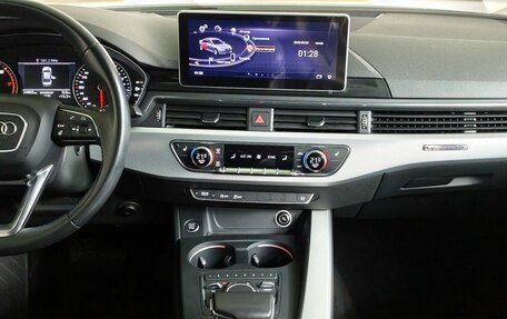Audi A4, 2017 год, 3 500 000 рублей, 15 фотография