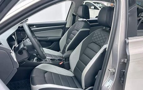 Volkswagen Bora, 2022 год, 1 650 000 рублей, 12 фотография