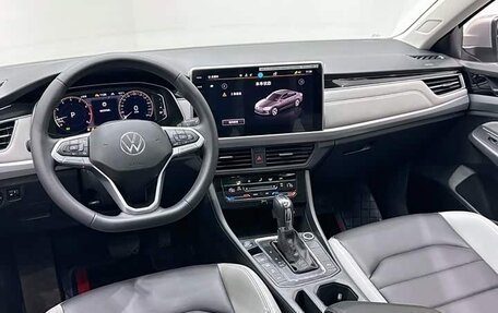 Volkswagen Bora, 2022 год, 1 650 000 рублей, 9 фотография