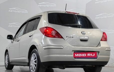Nissan Tiida, 2007 год, 690 000 рублей, 24 фотография