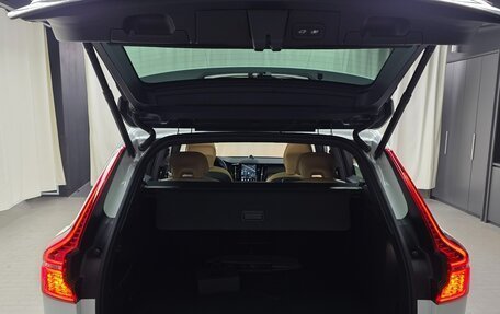 Volvo XC60 II, 2024 год, 5 970 792 рублей, 15 фотография