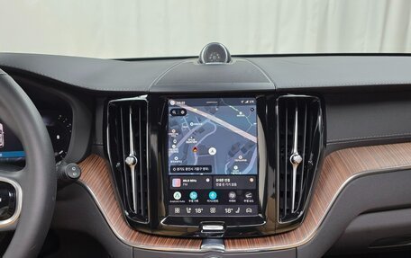 Volvo XC60 II, 2024 год, 5 970 792 рублей, 10 фотография